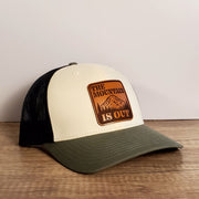 The Mountain is Out Hat